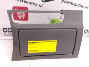 Gebruikte Bekerhouder Mazda 6 Sportbreak (GY19/89) 2.0 CiDT 16V Prijs € 20,00 Margeregeling aangeboden door Autodemontagebedrijf R. Poeste B.V.