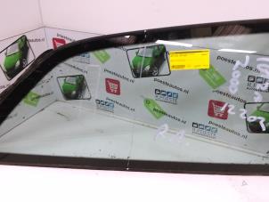 Gebruikte Extra Ruit 2Deurs rechts-achter Seat Ibiza II (6K1) 1.6 Prijs € 30,00 Margeregeling aangeboden door Autodemontagebedrijf R. Poeste B.V.