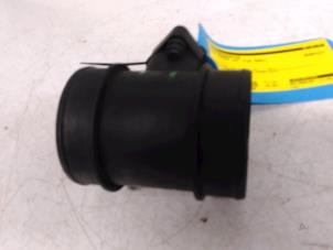 Gebruikte Luchtmassameter Alfa Romeo 147 (937) 2.0 Twin Spark 16V Prijs € 20,00 Margeregeling aangeboden door Autodemontagebedrijf R. Poeste B.V.