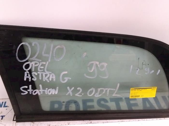 Extra Ruit 4Deurs links-achter van een Opel Astra G Caravan (F35) 1.6 16V 1999