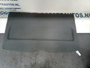Gebruikte Hoedenplank Renault Scénic I (JA) 1.4 16V Prijs € 15,00 Margeregeling aangeboden door Autodemontagebedrijf R. Poeste B.V.