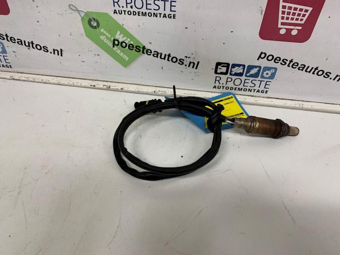 Gebruikte Lambda Sonde Mercedes CLK (C208) 2.3 230K 16V Prijs € 20,00 Margeregeling aangeboden door Autodemontagebedrijf R. Poeste B.V.