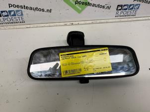 Gebruikte Binnenspiegel Chevrolet Kalos (SF48) 1.2 Prijs € 15,00 Margeregeling aangeboden door Autodemontagebedrijf R. Poeste B.V.