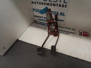 Gebruikte Pedalen Set Chevrolet Kalos (SF48) 1.2 Prijs € 40,00 Margeregeling aangeboden door Autodemontagebedrijf R. Poeste B.V.