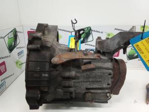 Gebruikte Versnellingsbak Daihatsu Cuore (L251/271/276) 1.0 12V DVVT Prijs € 160,00 Margeregeling aangeboden door Autodemontagebedrijf R. Poeste B.V.