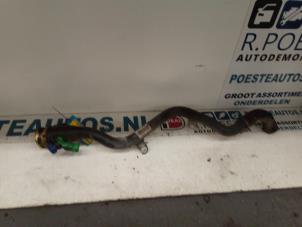 Gebruikte Vulpijp Brandstoftank BMW 1 serie (E87/87N) 118d 16V Prijs € 40,00 Margeregeling aangeboden door Autodemontagebedrijf R. Poeste B.V.