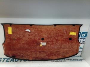 Gebruikte Hoedenplank Audi A6 (C6) 2.4 V6 24V Prijs € 50,00 Margeregeling aangeboden door Autodemontagebedrijf R. Poeste B.V.