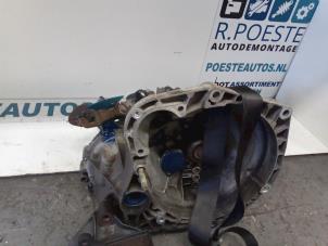 Gebruikte Versnellingsbak Alfa Romeo 1750-2000 (105) 1750 Berlina Prijs € 200,00 Margeregeling aangeboden door Autodemontagebedrijf R. Poeste B.V.