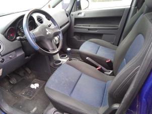 Gebruikte Airbag Set + Module Mitsubishi Colt (Z2/Z3) 1.5 16V CZ3 Prijs € 150,00 Margeregeling aangeboden door Autodemontagebedrijf R. Poeste B.V.