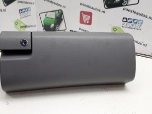 Gebruikte Dashboardkastje Mercedes E (W210) 2.7 E-270 CDI 20V Prijs € 50,00 Margeregeling aangeboden door Autodemontagebedrijf R. Poeste B.V.