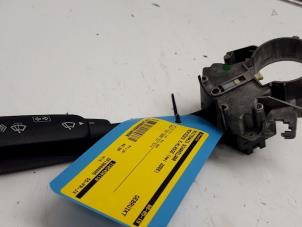 Gebruikte Ruitenwis Schakelaar Mercedes E (W210) 2.7 E-270 CDI 20V Prijs € 40,00 Margeregeling aangeboden door Autodemontagebedrijf R. Poeste B.V.