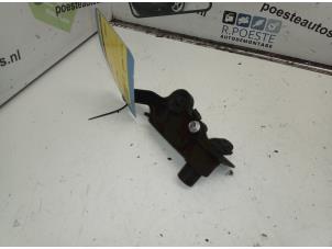 Gebruikte Krukas sensor Citroen C2 (JM) 1.4 Prijs € 20,00 Margeregeling aangeboden door Autodemontagebedrijf R. Poeste B.V.