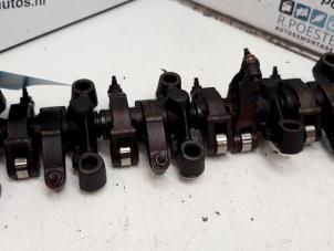 Gebruikte Nokkenas set Citroen C2 (JM) 1.4 Prijs € 100,00 Margeregeling aangeboden door Autodemontagebedrijf R. Poeste B.V.