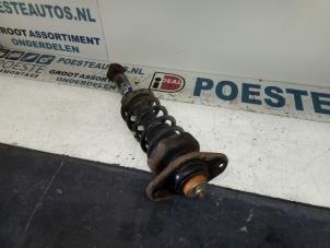 Gebruikte Schokdemperpoot links-achter BMW Mini One/Cooper (R50) 1.6 16V One Prijs € 30,00 Margeregeling aangeboden door Autodemontagebedrijf R. Poeste B.V.