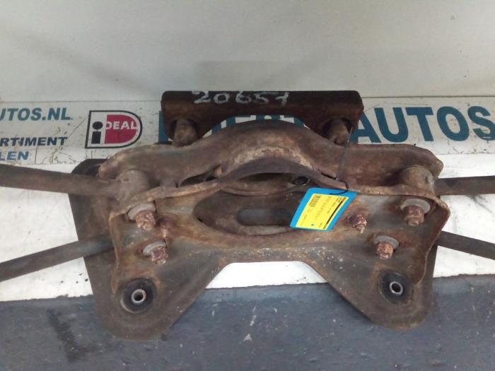 Subframe van een Hyundai Santa Fe I 2.4 16V 4x4 2003