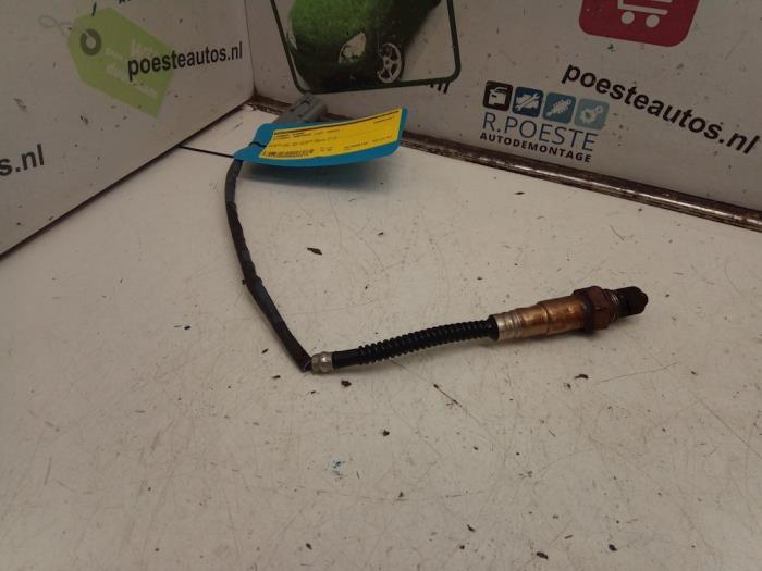 Lambda Sonde van een Hyundai Santa Fe I 2.4 16V 4x4 2003