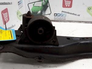 Gebruikte Motorbalk Nissan Almera Tino (V10M) Prijs € 50,00 Margeregeling aangeboden door Autodemontagebedrijf R. Poeste B.V.