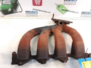 Gebruikte Spruitstuk Uitlaat Renault Grand Scénic II (JM) 2.0 16V Prijs € 60,00 Margeregeling aangeboden door Autodemontagebedrijf R. Poeste B.V.