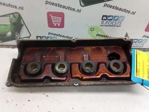 Gebruikte Kleppendeksel Suzuki Wagon-R+ (RB) 1.3 16V Prijs € 40,00 Margeregeling aangeboden door Autodemontagebedrijf R. Poeste B.V.