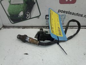 Gebruikte Lambda Sonde Renault Grand Scénic II (JM) 2.0 16V Prijs € 20,00 Margeregeling aangeboden door Autodemontagebedrijf R. Poeste B.V.