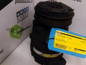 Gebruikte Aircopomp Renault Laguna II (BG) 1.8 16V Prijs € 42,00 Margeregeling aangeboden door Autodemontagebedrijf R. Poeste B.V.
