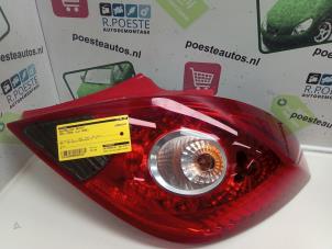Gebruikte Achterlicht rechts Opel Corsa D 1.3 CDTi 16V ecoFLEX Prijs € 25,00 Margeregeling aangeboden door Autodemontagebedrijf R. Poeste B.V.