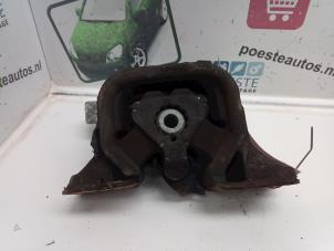 Gebruikte Motorsteun Opel Combo (Corsa C) 1.7 DTI 16V Prijs € 20,00 Margeregeling aangeboden door Autodemontagebedrijf R. Poeste B.V.