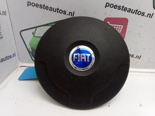 Gebruikte Airbag links (Stuur) Fiat Idea (350AX) 1.4 16V Prijs € 75,00 Margeregeling aangeboden door Autodemontagebedrijf R. Poeste B.V.