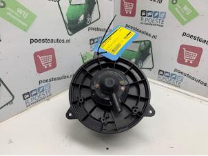 Gebruikte Aanjager Mazda 323 P (BA15) 1.5i 16V Prijs € 20,00 Margeregeling aangeboden door Autodemontagebedrijf R. Poeste B.V.