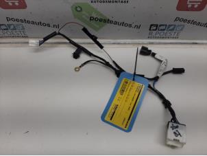 Gebruikte Kabelboom Mitsubishi Outlander (CU) 2.0 16V 4x2 Prijs € 30,00 Margeregeling aangeboden door Autodemontagebedrijf R. Poeste B.V.