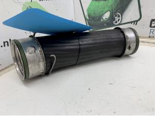 Gebruikte Turboslang Volkswagen Multivan T5 (7E/7HC/7HF/7HM) 2.5 Tdi Prijs € 30,00 Margeregeling aangeboden door Autodemontagebedrijf R. Poeste B.V.