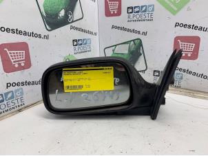Gebruikte Buitenspiegel links Daihatsu Applause I 1.6 16V Prijs € 15,00 Margeregeling aangeboden door Autodemontagebedrijf R. Poeste B.V.