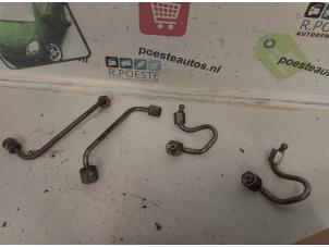 Gebruikte Brandstofleiding Kia Cee'd Sporty Wagon (EDF) 1.6 CRDi 115 16V Prijs € 30,00 Margeregeling aangeboden door Autodemontagebedrijf R. Poeste B.V.