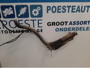 Gebruikte Vulpijp Brandstoftank Opel Astra H (L48) 1.4 16V Twinport Prijs € 30,00 Margeregeling aangeboden door Autodemontagebedrijf R. Poeste B.V.
