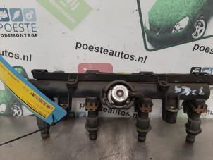 Gebruikte Injector brug Volkswagen Lupo (6X1) 1.0 MPi 50 Prijs € 30,00 Margeregeling aangeboden door Autodemontagebedrijf R. Poeste B.V.