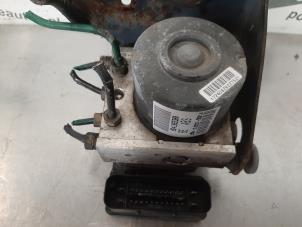 Gebruikte ABS Pomp Citroen C3 (FC/FL/FT) 1.4 HDi Prijs € 42,00 Margeregeling aangeboden door Autodemontagebedrijf R. Poeste B.V.