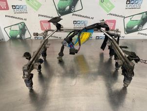 Gebruikte Injector brug Audi A4 Quattro (B5) 2.8 V6 30V Prijs € 30,00 Margeregeling aangeboden door Autodemontagebedrijf R. Poeste B.V.