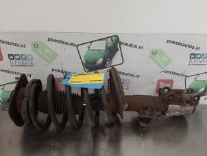 Gebruikte Mac Phersonpoot rechts-voor Volvo S60 I (RS/HV) 2.4 20V 140 Prijs € 30,00 Margeregeling aangeboden door Autodemontagebedrijf R. Poeste B.V.