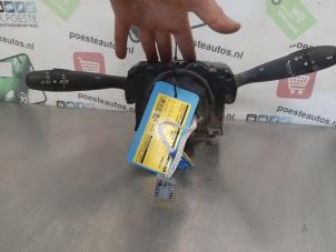 Gebruikte Combischakelaar Stuurkolom Peugeot Expert (G9) 2.0 HDi 140 16V Prijs € 75,00 Margeregeling aangeboden door Autodemontagebedrijf R. Poeste B.V.