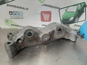 Gebruikte Motorrubber Peugeot 308 SW (4E/H) 1.6 VTI 16V Prijs € 20,00 Margeregeling aangeboden door Autodemontagebedrijf R. Poeste B.V.