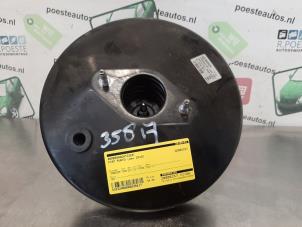 Gebruikte Rembooster Fiat Punto Prijs € 40,00 Margeregeling aangeboden door Autodemontagebedrijf R. Poeste B.V.