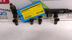 Gebruikte Injector brug Fiat Panda (169) 1.1 Fire Prijs € 30,00 Margeregeling aangeboden door Autodemontagebedrijf R. Poeste B.V.