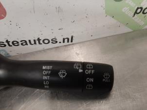 Gebruikte Ruitenwis Schakelaar Toyota Aygo (B10) 1.0 12V VVT-i Prijs € 20,00 Margeregeling aangeboden door Autodemontagebedrijf R. Poeste B.V.