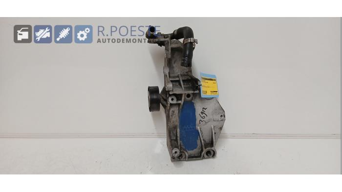 Gebruikte Dynamosteun onder Alfa Romeo 159 Sportwagon (939BX) 1.9 JTDm Prijs op aanvraag aangeboden door Autodemontagebedrijf R. Poeste B.V.