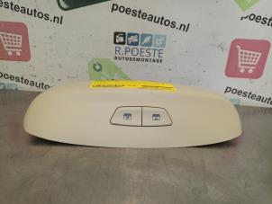 Gebruikte Schuifdak schakelaar Lancia Ypsilon (843) 1.2 16V Prijs € 20,00 Margeregeling aangeboden door Autodemontagebedrijf R. Poeste B.V.