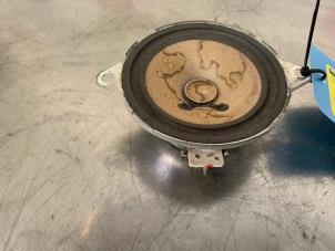 Gebruikte Speaker Chevrolet Spark 1.0 16V Prijs € 15,00 Margeregeling aangeboden door Autodemontagebedrijf R. Poeste B.V.