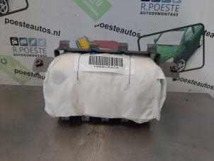 Gebruikte Airbag rechts (Dashboard) Nissan Pixo (D31S) 1.0 12V Prijs € 50,00 Margeregeling aangeboden door Autodemontagebedrijf R. Poeste B.V.