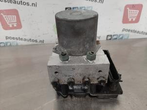 Gebruikte ABS Pomp Mercedes B (W245) 2.0 B-180 CDI 16V Prijs € 75,00 Margeregeling aangeboden door Autodemontagebedrijf R. Poeste B.V.