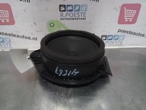 Gebruikte Speaker Opel Astra K 1.6 SIDI Eco Turbo 16V Prijs € 20,00 Margeregeling aangeboden door Autodemontagebedrijf R. Poeste B.V.