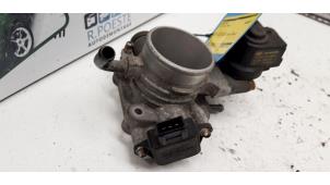 Gebruikte Gasklephuis Kia Rio (DC12) 1.3 Prijs € 20,00 Margeregeling aangeboden door Autodemontagebedrijf R. Poeste B.V.